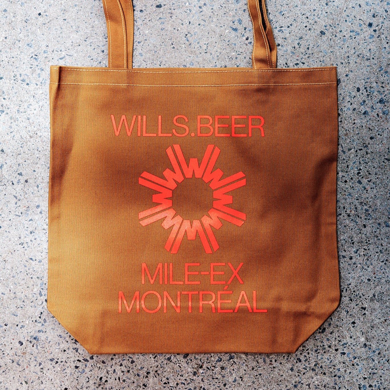 WILLS Tote