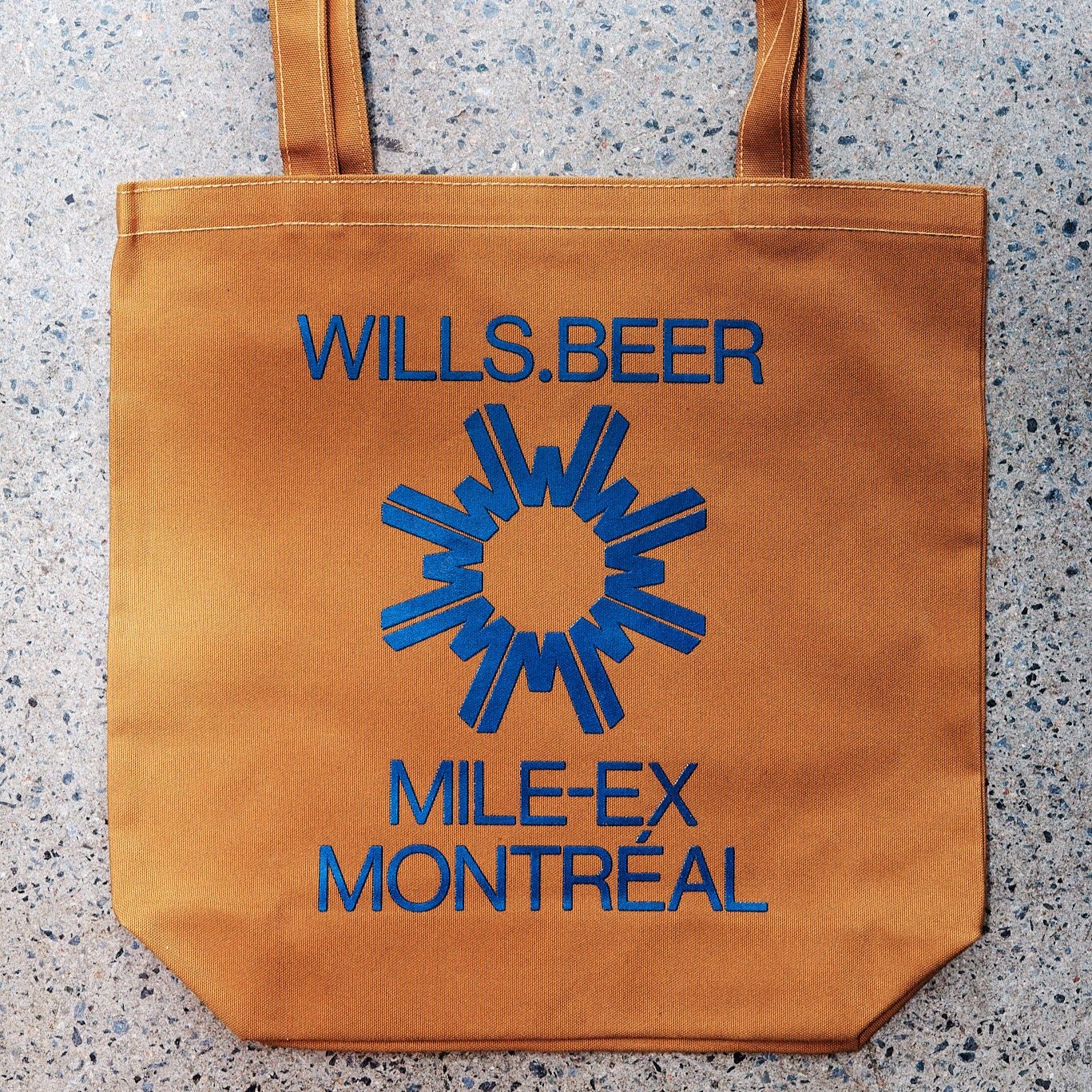 WILLS Tote